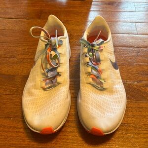 Zoom Pegasus 37 Nike running shoes size 9
